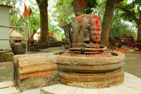 Beautiful Shivlinga at Tanginath Dham